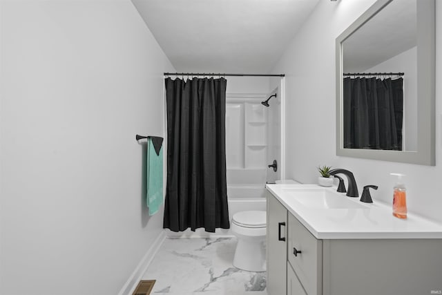 full bathroom featuring shower / bathtub combination with curtain, vanity, and toilet