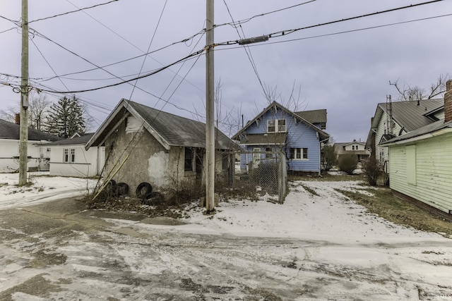 view of front of home