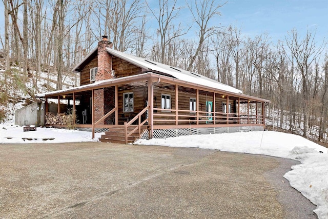 exterior space featuring a porch