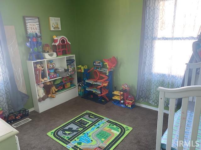 bedroom with carpet floors