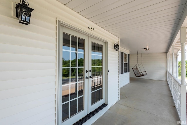 view of patio featuring covered porch