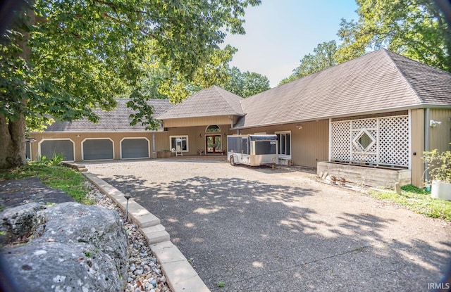 view of front facade featuring a garage