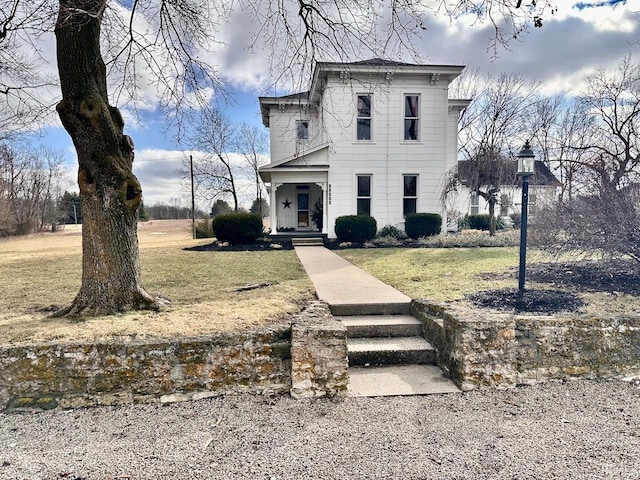 view of front of house with a front yard