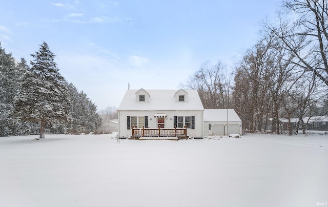 view of front of home featuring a wooden deck