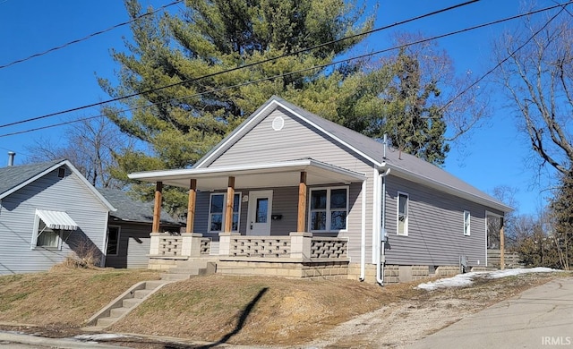 view of front of property with covered porch