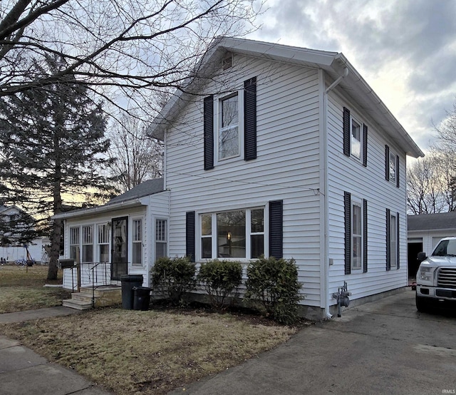 view of colonial inspired home