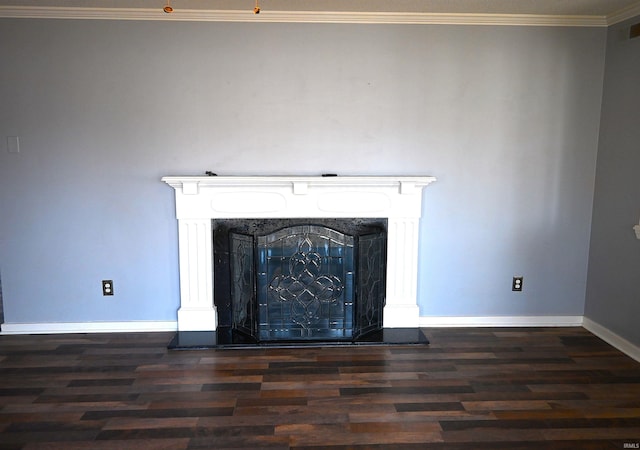 room details featuring ornamental molding and wood-type flooring