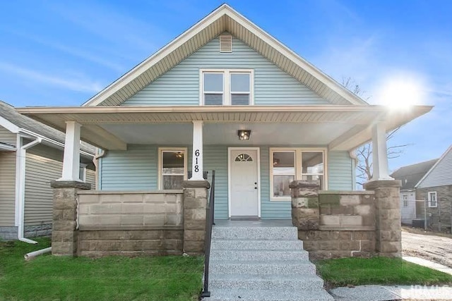 bungalow featuring covered porch