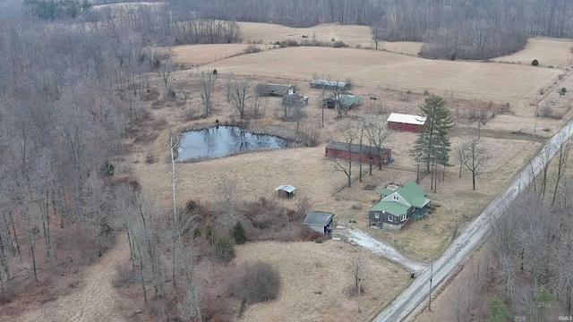 bird's eye view featuring a rural view and a water view