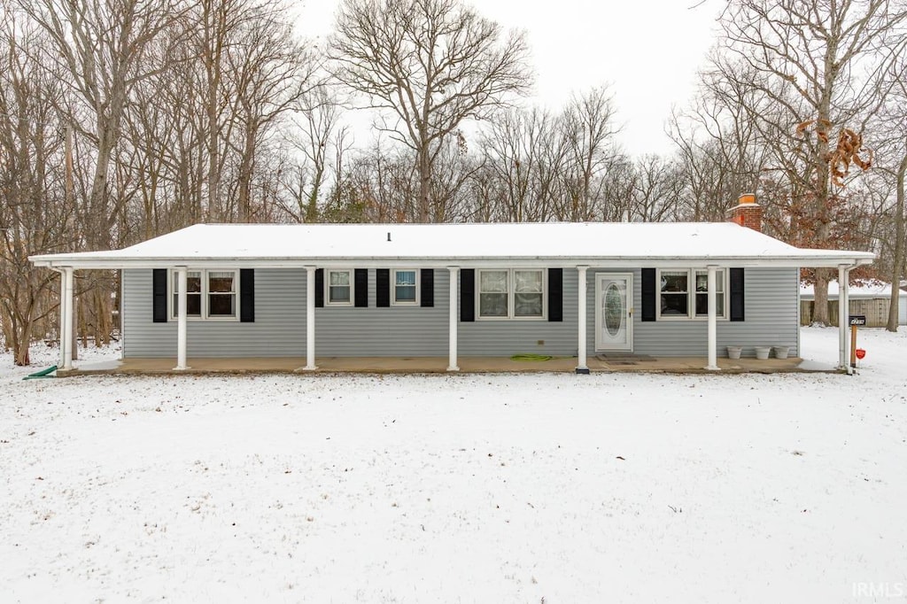 view of front of home