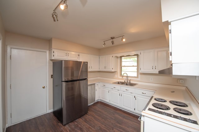 kitchen with dark wood-type flooring, sink, white cabinetry, stainless steel fridge, and electric stove