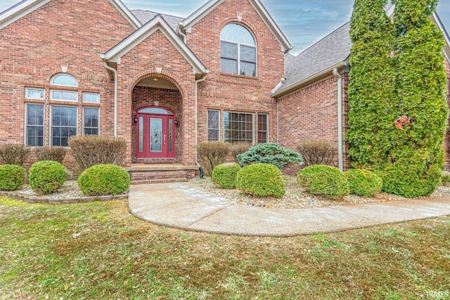 front of property with a front yard