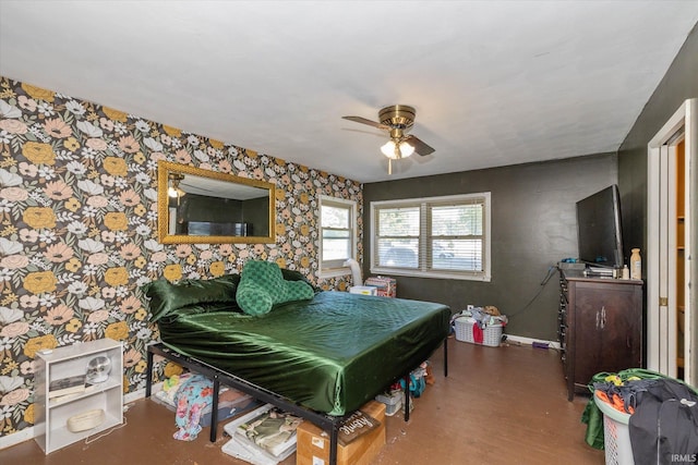 bedroom featuring ceiling fan