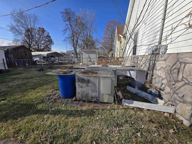 view of yard featuring central AC