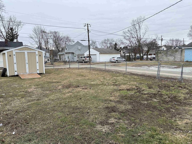 view of yard with a storage shed