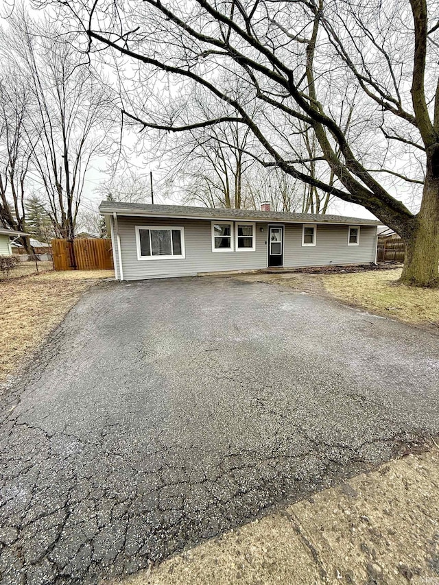 view of front of property