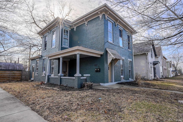 view of front of property