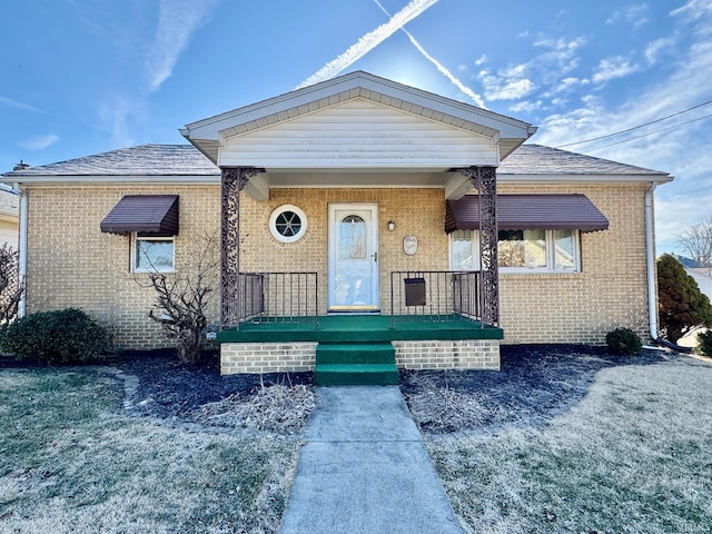 view of front of house featuring covered porch