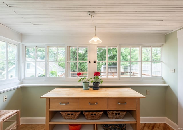 sunroom with a healthy amount of sunlight