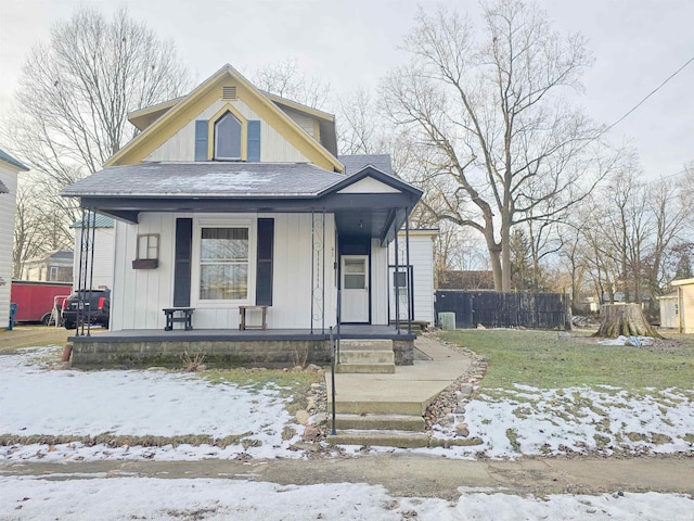 bungalow-style home featuring covered porch