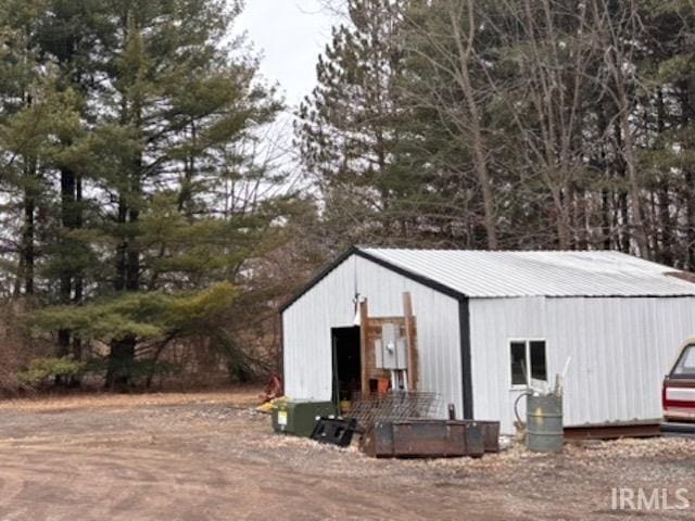 view of outbuilding