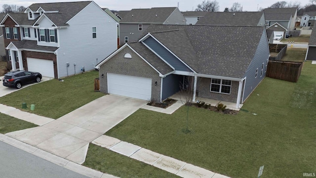 view of front of house featuring a front yard