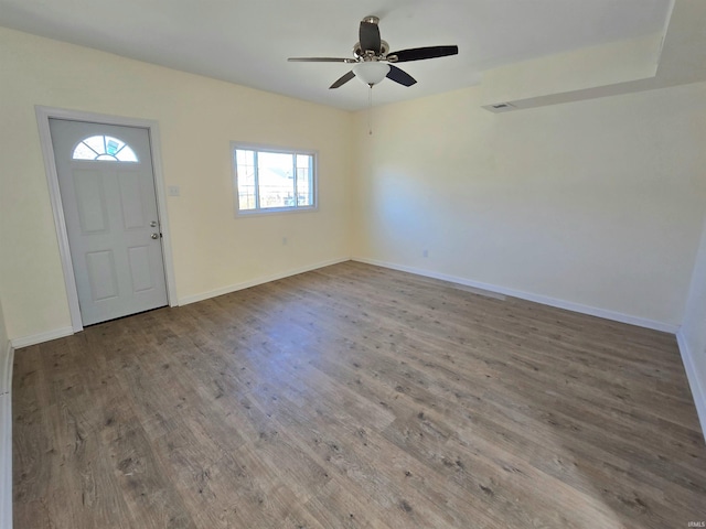 foyer entrance featuring hardwood / wood-style floors and ceiling fan