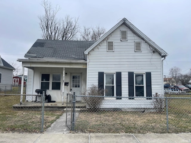 view of front facade featuring a porch