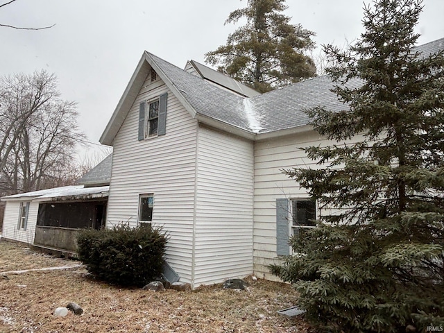 view of home's exterior