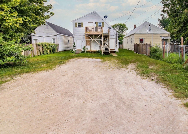 view of front of property featuring a deck