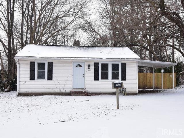 view of front of home