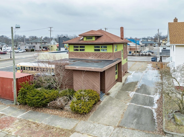 view of side of property