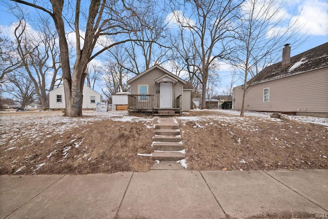 view of front of property