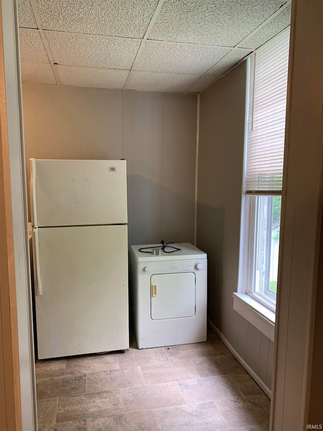 1419 Cumberland Ave, Evansville, IN 47712 - laundry area featuring washer / clothes dryer and laundry area
