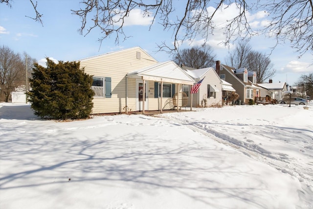 view of front of home