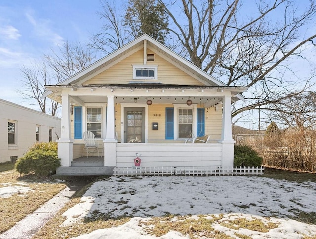 view of front of home with covered porch