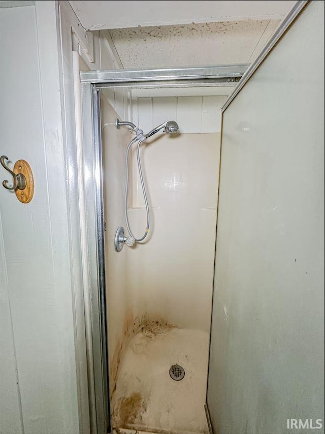 233 W 4th St, Greensburg, IN 47240 - bathroom featuring a stall shower