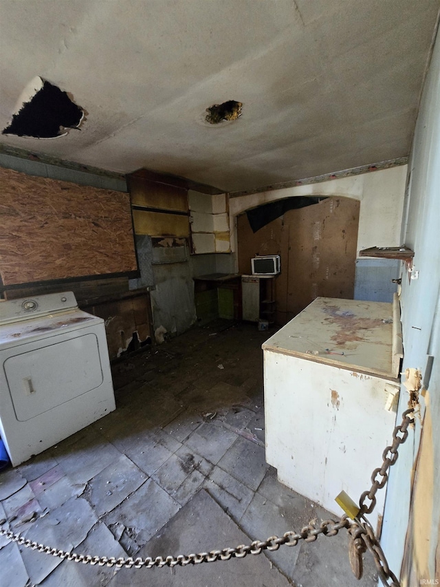 interior space with washer / clothes dryer and laundry area