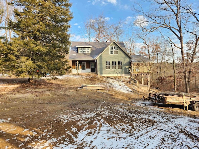 view of front of home with covered porch