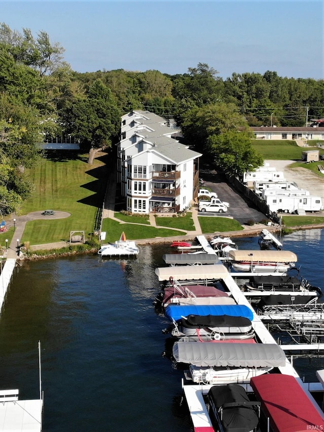 bird's eye view with a water view