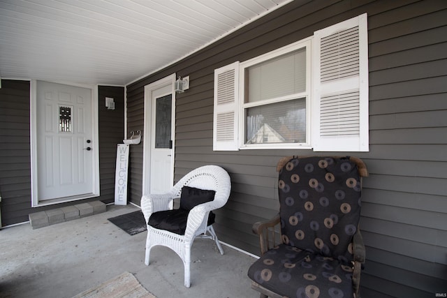 view of patio / terrace with covered porch