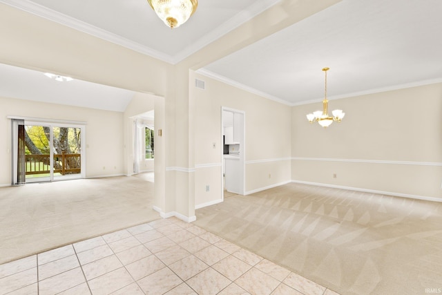 empty room featuring light carpet, crown molding, visible vents, baseboards, and an inviting chandelier