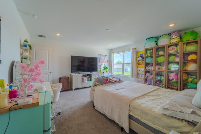 bedroom featuring carpet floors, recessed lighting, and visible vents