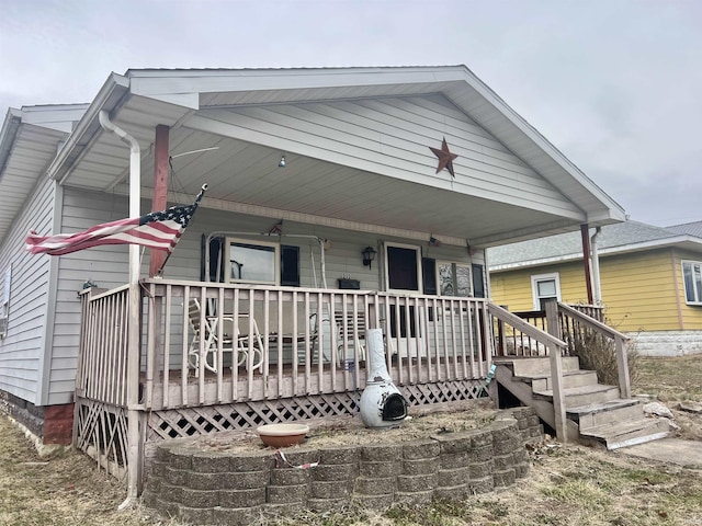 view of front facade with covered porch