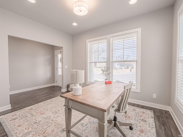 office area with dark wood-style flooring, recessed lighting, and baseboards