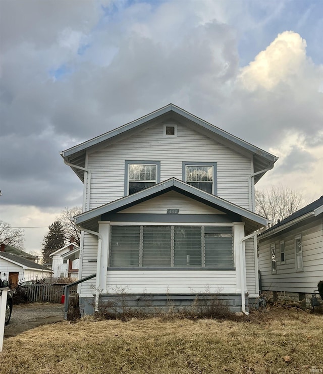 view of front of house