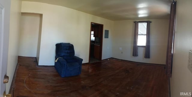 unfurnished room featuring wood finished floors