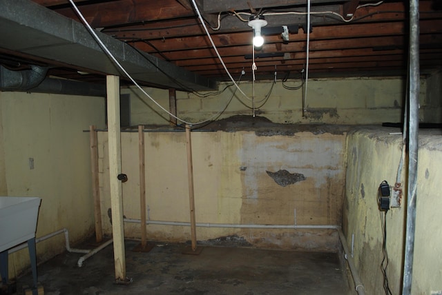 view of unfinished basement