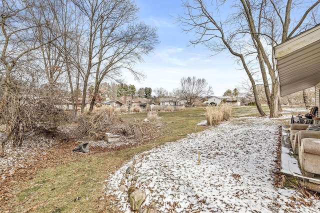 view of yard featuring a residential view