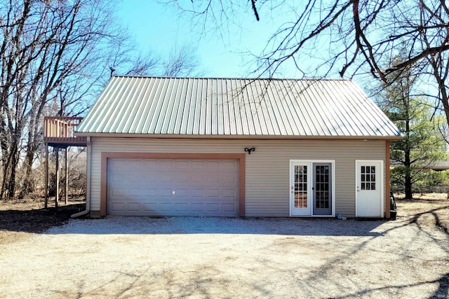 view of detached garage